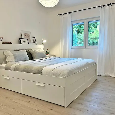 Lejlighed Mali Raj *