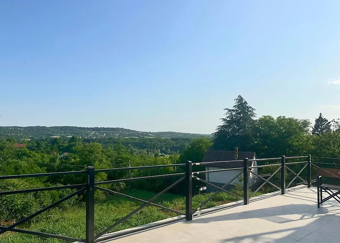 Mali Raj Апартаменты