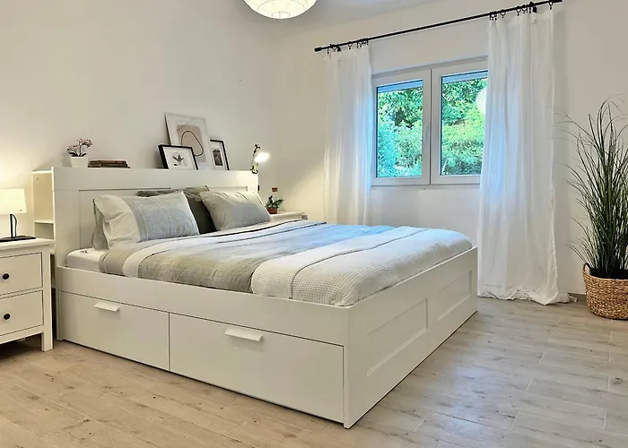 Апартаменты Mali Raj *